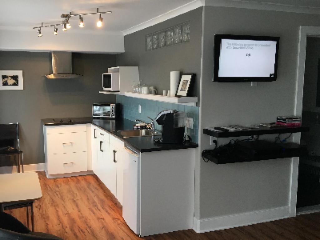 Merrickville Guest Suites Habitación foto